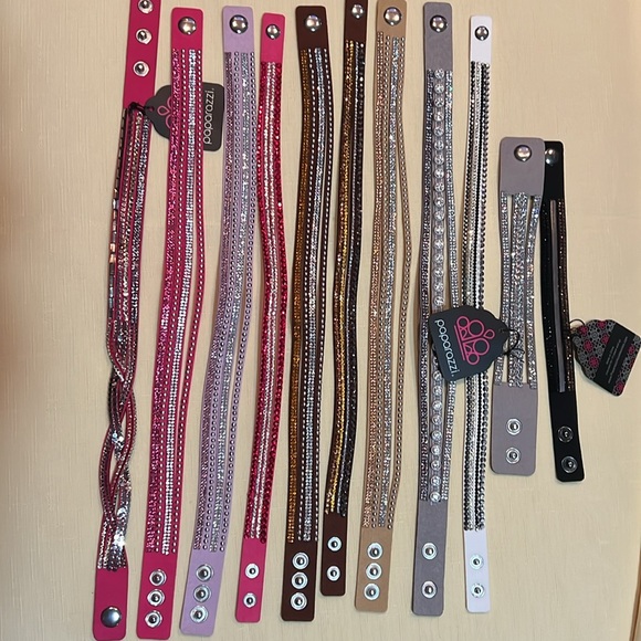 Wrap brackets pick 4 for $20 - Picture 3 of 7